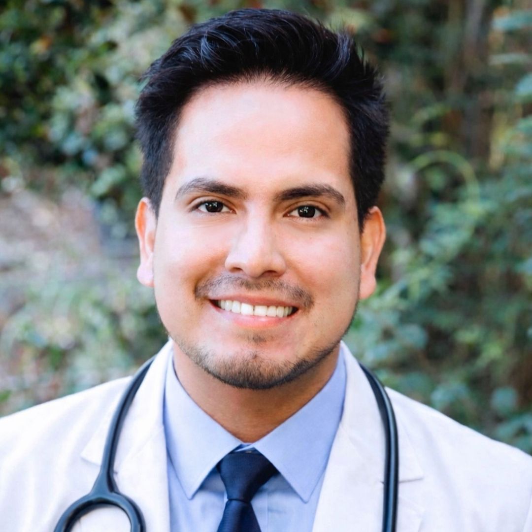 Pre-Health alumnus, Santos